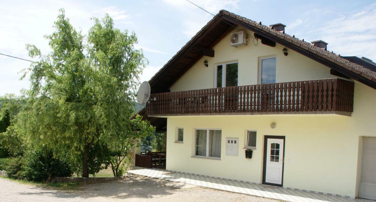Apartman "Bogut" Slunj Exteriör bild